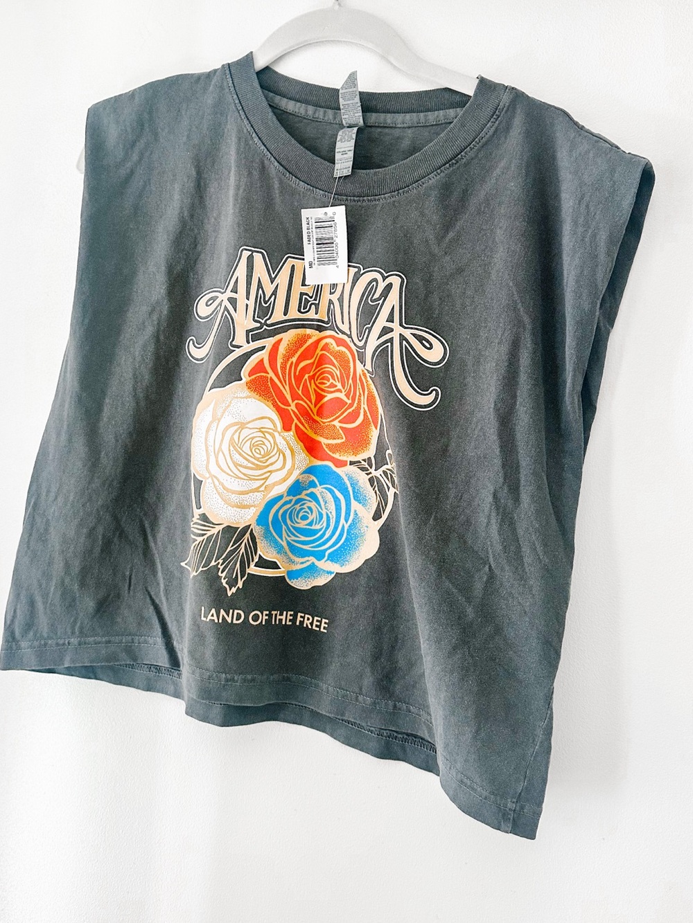 NWT American Apparel America Roses Graphic Muscle Tee Black, Size M